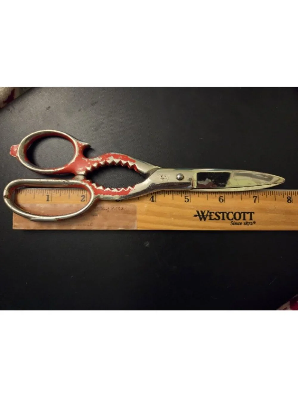 Vintage WISS KS Serrated Kitchen Shears Scissors Bottle Opener Nut Crk Red Paint